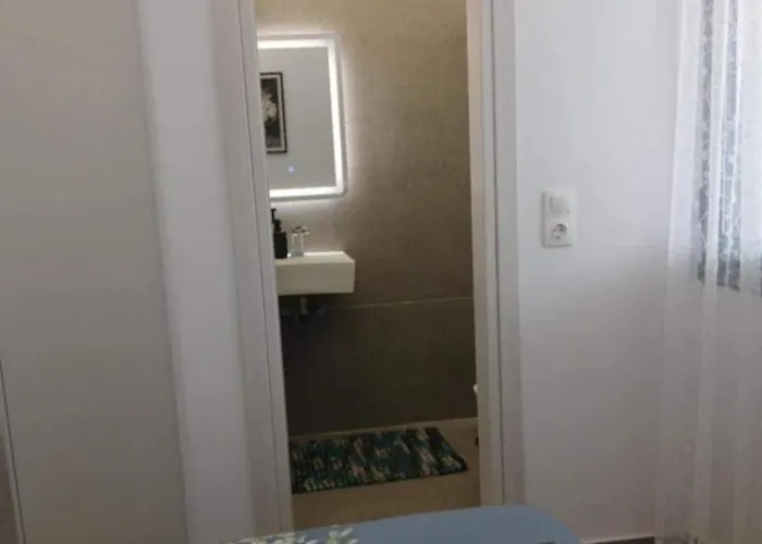 Gard Maison Kanala Ferienhaus *