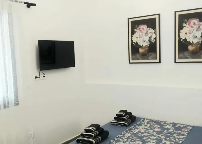 Gard Maison Kanala Ferienhaus