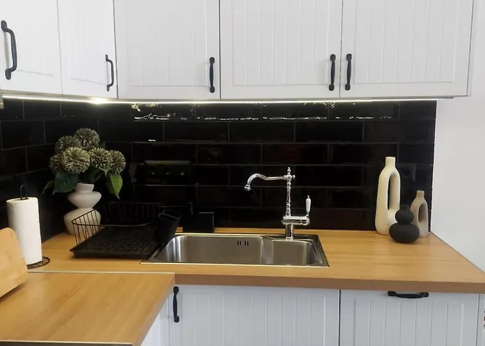 Gard Maison Kanala Ferienhaus *